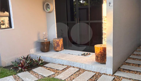 Casa à venda com 3 quartos, sendo 2 suítes,  no condomínio Recanto das Palmeiras, Rio de Janeiro - RJ