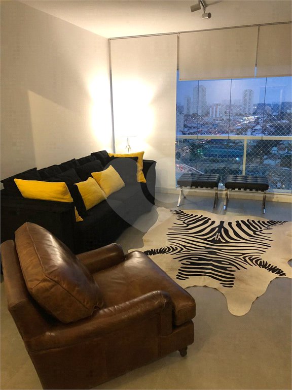 Apartamento à venda com 2 quartos, sendo 1 suíte, em Campo Belo, São Paulo, SP
