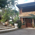 Casa à venda ou para alugar com 5 quartos, sendo 1 suíte, em Cumbari, Mairiporã, SP