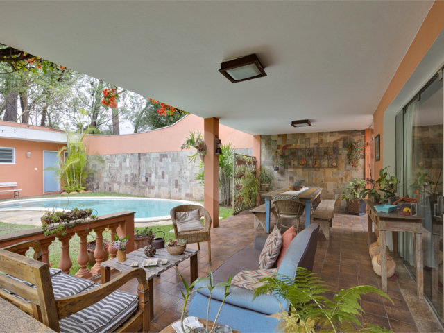 Casa à venda com 4 quartos, sendo 3 suítes,  em Jardim Marajoara, São Paulo, SP