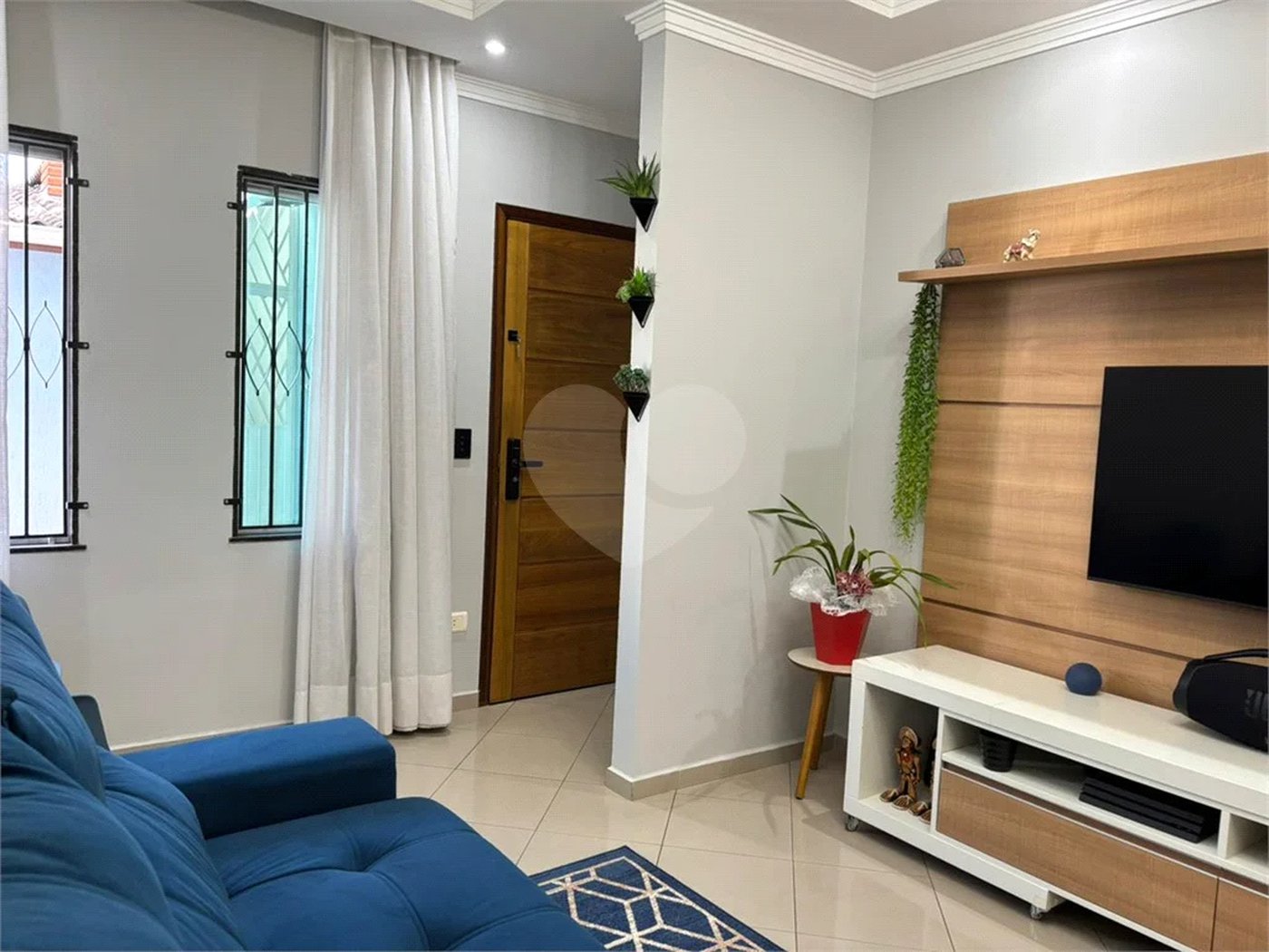 Casa à venda com 3 quartos, sendo 1 suíte, no condomínio Mira Estrela, São Paulo - SP