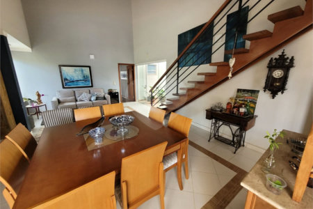 Casa à venda com 3 suítes em Chácara Areal, Indaiatuba, SP