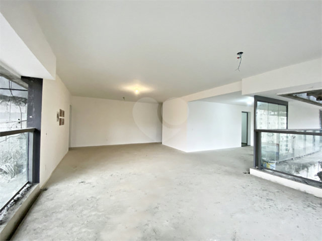 Apartamento à venda com 3 suítes em Santana, São Paulo, SP