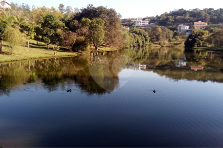 Casa à venda com 3 quartos, sendo 2 suítes, no condomínio Vinhas da Vista Alegre - Lado Café, Vinhedo - SP
