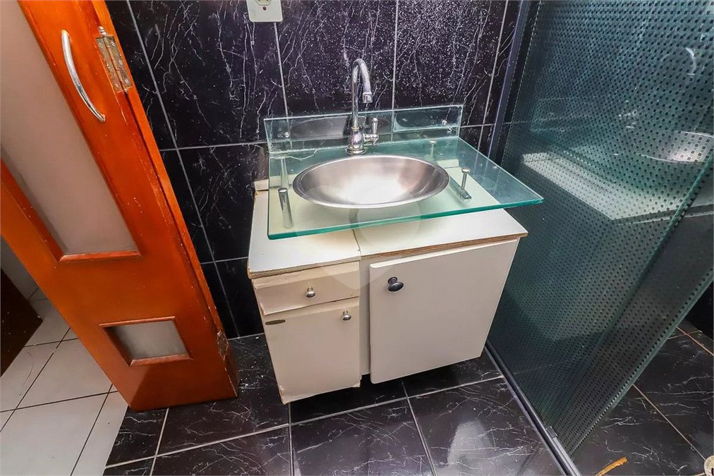 Casa com 100m², 3 dormitórios, 2 vagas, à venda em Itaquera