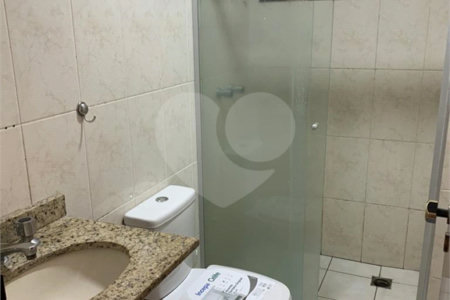 Apartamento à venda com 3 quartos, sendo 1 suíte,  em Vila Andrade, São Paulo, SP