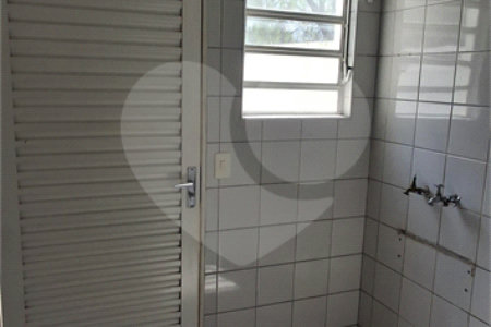Sobrado à venda com 4 quartos, sendo 1 suíte, em Portal das Acácias, Indaiatuba, SP