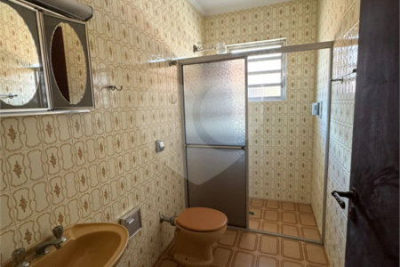 Casa à venda com 4 quartos, sendo 2 suítes,  em Vila Galvão, Guarulhos, SP
