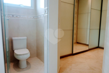 Casa à venda com 3 suítes no condomínio Residencial Jardim América, Vinhedo - SP