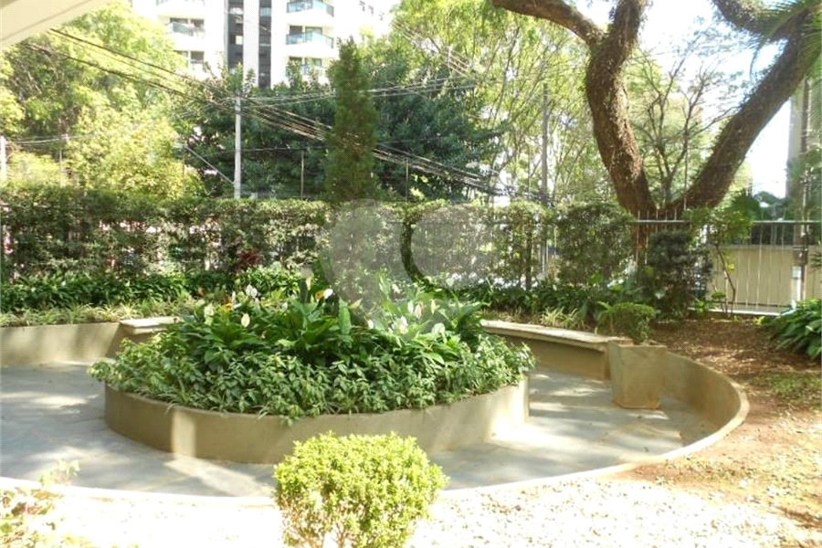 Apartamento à venda ou para alugar com 3 quartos, sendo 1 suíte,  em Paraíso, São Paulo, SP