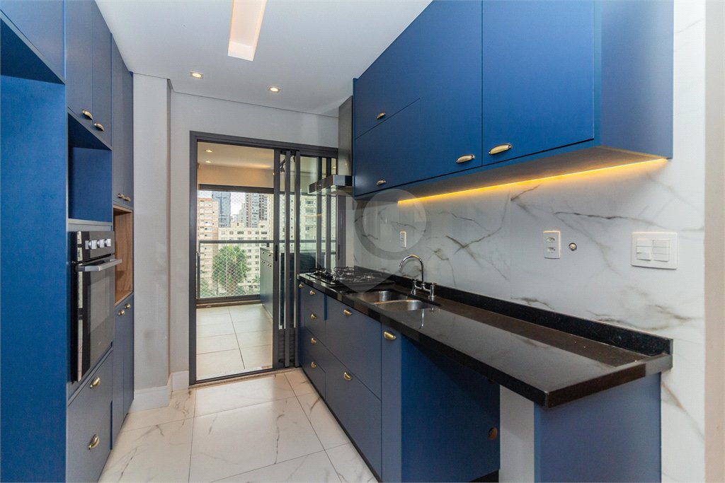 Apartamento à venda com 3 quartos, sendo 2 suítes, em Pinheiros, São Paulo, SP