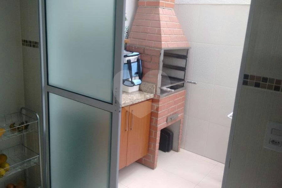 Casa à venda com 2 suítes no condomínio S//nome, São Paulo - SP