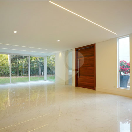 Casa para alugar com 4 suítes no condomínio Hípica Garden, São Paulo - SP