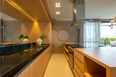 Apartamento à venda ou para alugar com 1 suíte em Pinheiros, São Paulo, SP