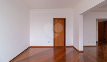 Apartamento à venda com 4 quartos, sendo 3 suítes,  em Chácara Santo Antônio, São Paulo, SP