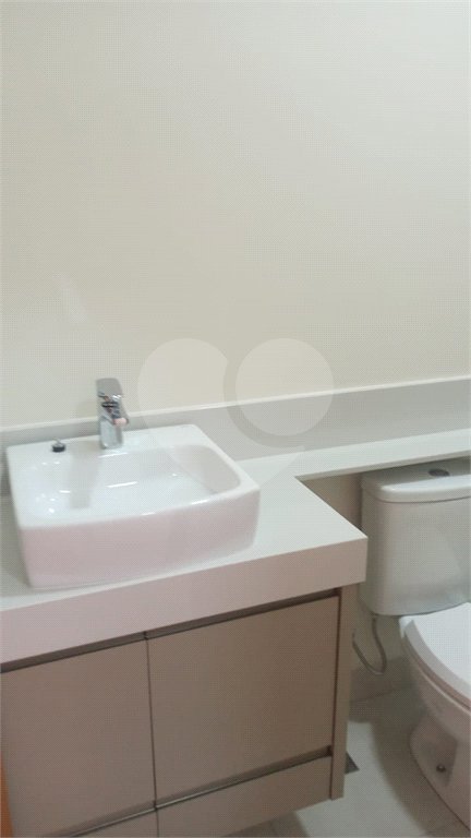 Casa à venda com 3 suítes no condomínio Jardim Residencial Dona Lucilla, Indaiatuba - SP
