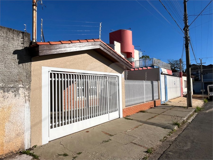 Casa à venda com 3 quartos, sendo 1 suíte, em Jardim Itália, Itapetininga, SP