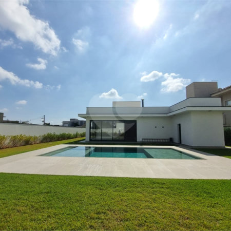 Casa à venda com 4 suítes no condomínio Xapada Park Ytu, Itu - SP