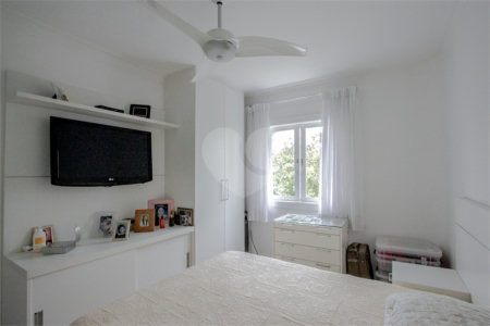 Apartamento à venda com 4 quartos, sendo 1 suíte, em Granja Julieta, São Paulo, SP