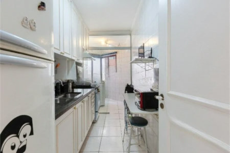 Apartamento à venda com 3 quartos, sendo 1 suíte, em Vila Hamburguesa, São Paulo, SP