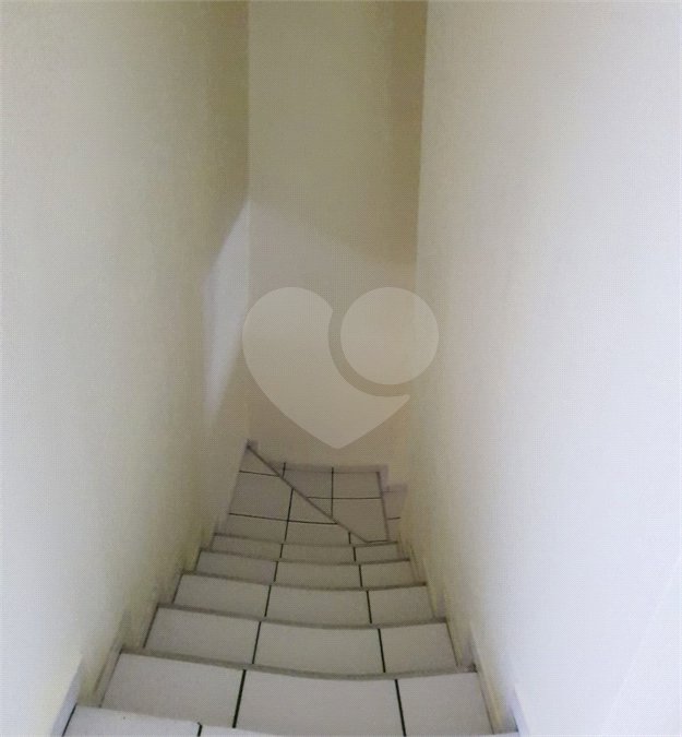 Sobrado à venda com 2 quartos em Jardim Maria Virginia, São Paulo, SP