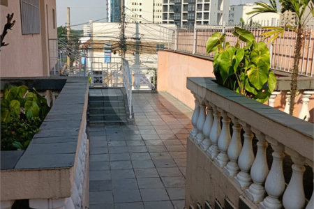 Sobrado à venda com 3 quartos em Santana, São Paulo, SP