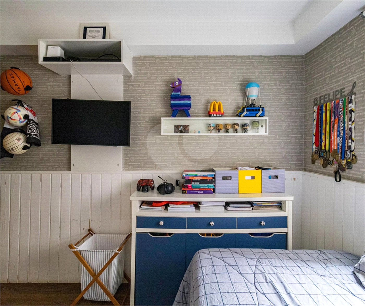 Apartamento à venda com 4 quartos, sendo 3 suítes,  em Paraíso do Morumbi, São Paulo, SP