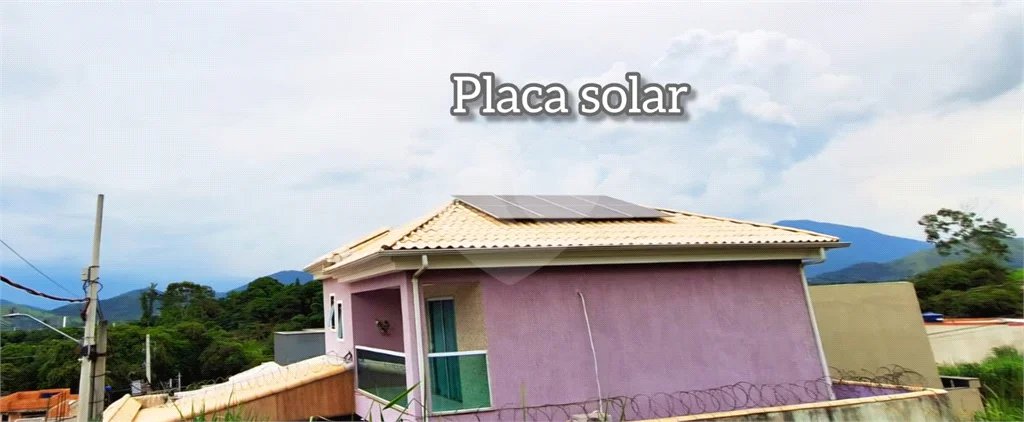 Casa à venda com 3 quartos, sendo 2 suítes, no condomínio Residencial West Green, Rio de Janeiro - RJ