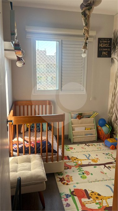 Apartamento à venda com 3 quartos, sendo 1 suíte, em Conjunto Residencial Irai, Suzano, SP