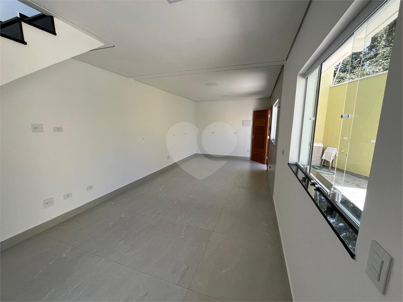 Casa à venda com 2 suítes em Parque Jaçatuba, Santo André, SP