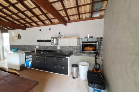 Casa à venda com 3 suítes no condomínio Villaggio Capriccio, Louveira - SP