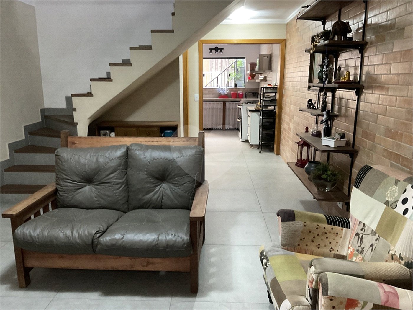 Sobrado à venda com 3 quartos, sendo 1 suíte,  em Horto Florestal, São Paulo, SP