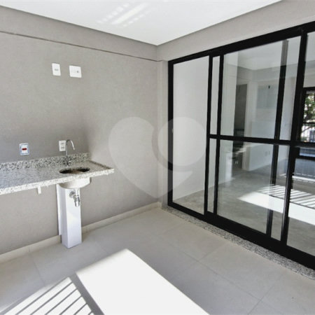 Apartamento à venda com 3 quartos, sendo 2 suítes, em Brooklin, São Paulo, SP
