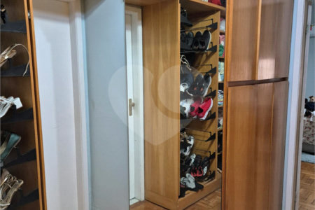 Apartamento à venda com 2 quartos, sendo 1 suíte,  em Copacabana, Rio de Janeiro, RJ