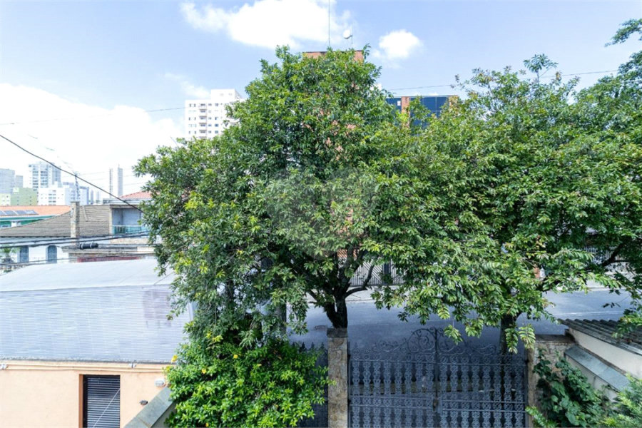 Casa à venda com 3 suítes em Vila Pereira Barreto, São Paulo, SP