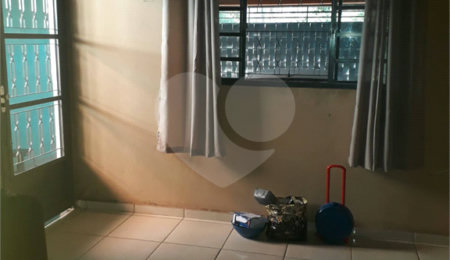 Casa à venda com 2 quartos em Residencial Dom Bosco, São José dos Campos, SP