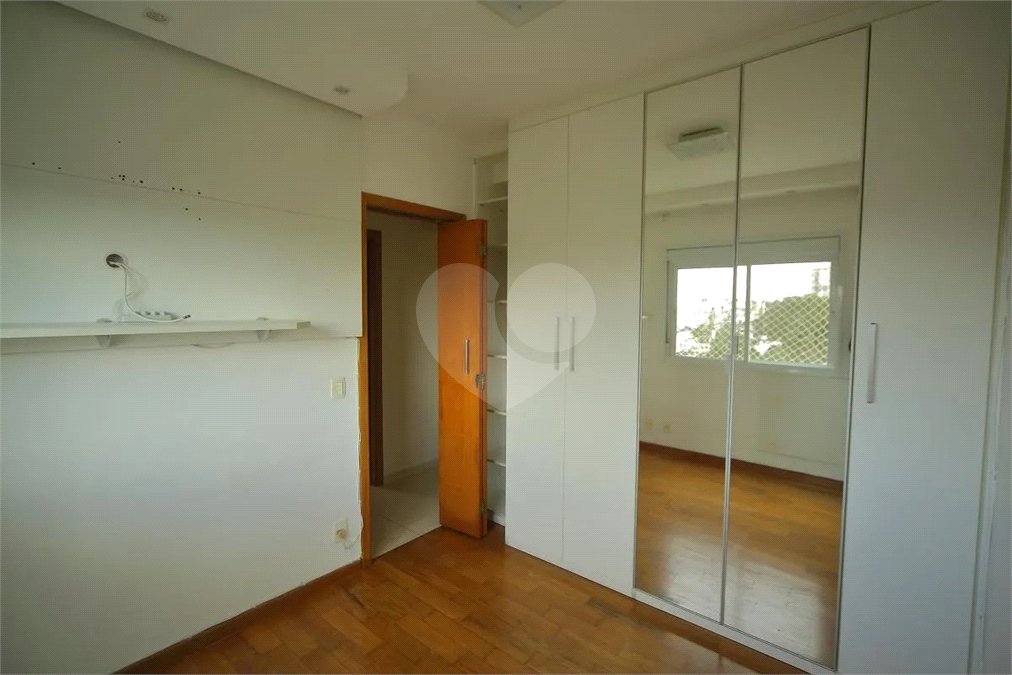 Apartamento à venda com 3 quartos, sendo 1 suíte, em Vila Lusitânia, São Bernardo do Campo, SP