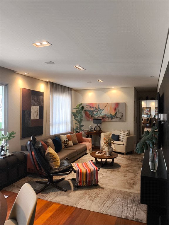 Apartamento à venda com 3 quartos, sendo 1 suíte, no Centro, São Bernardo do Campo, SP