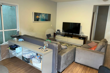 Casa à venda com 2 suítes no condomínio Residencial, Mogi das Cruzes - SP