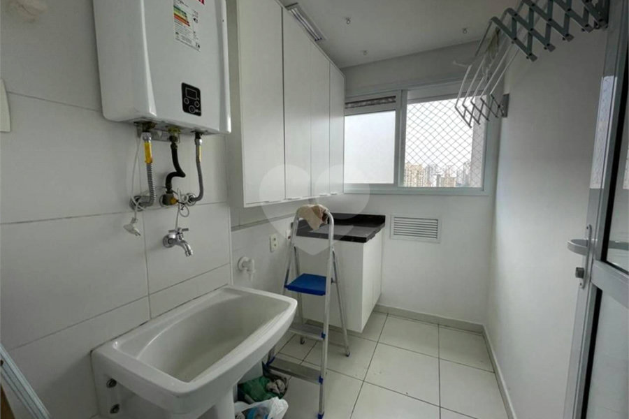 Apartamento à venda com 3 quartos, sendo 1 suíte, em Tatuapé, São Paulo, SP