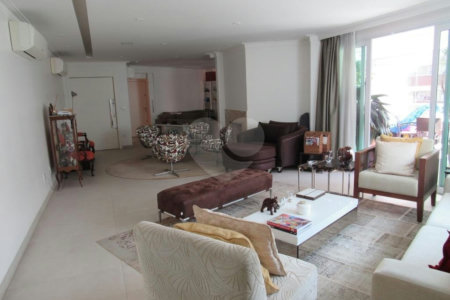 Apartamento à venda com 3 suítes em Real Parque, São Paulo, SP