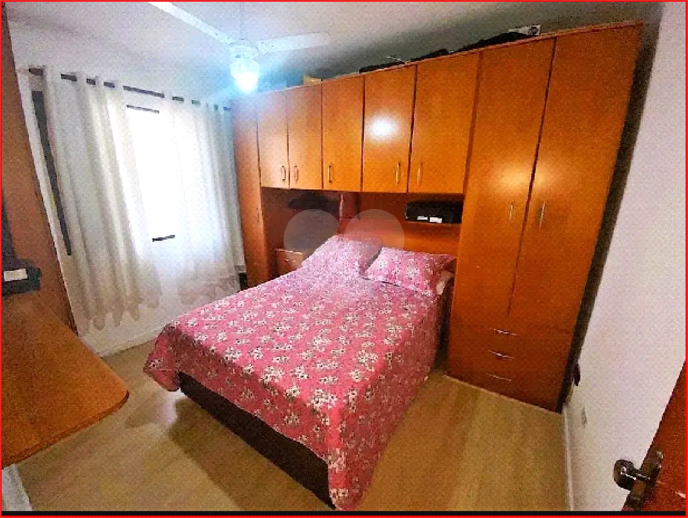 Sobrado à venda com 3 quartos, sendo 1 suíte, em Vila Nivi, São Paulo, SP