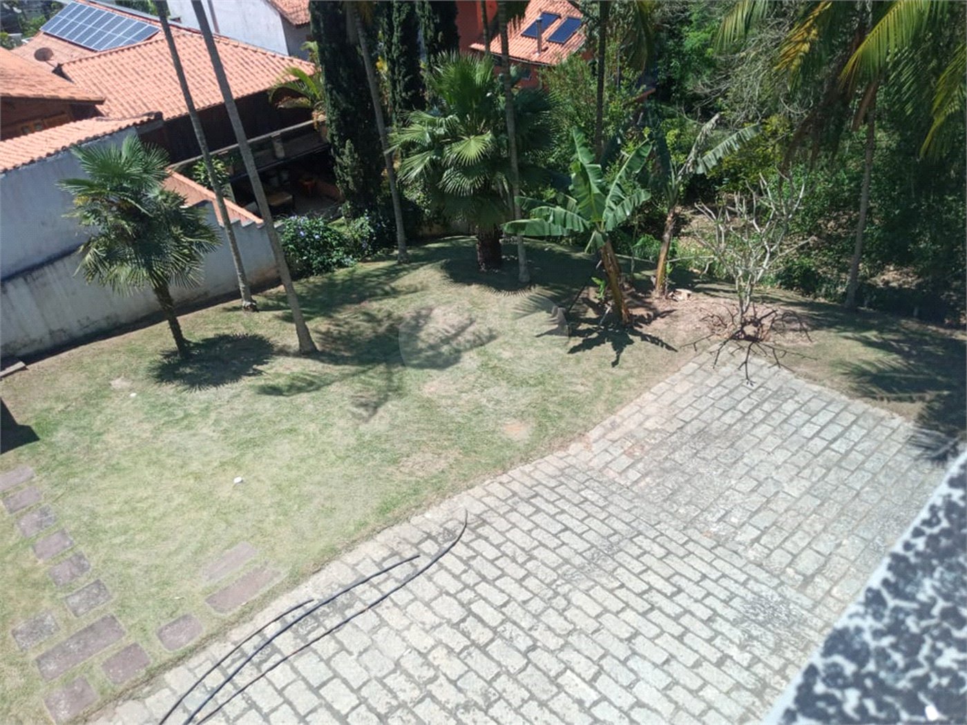 Casa à venda com 2 quartos, sendo 3 suítes,  no condomínio Aruã, Mogi das Cruzes - SP
