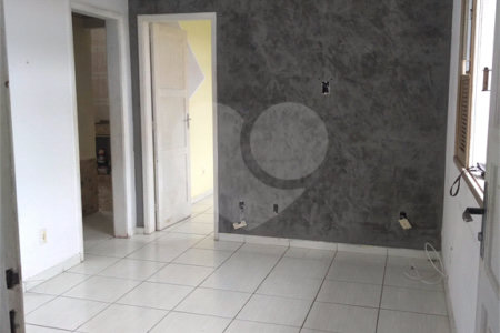 Apartamento à venda com 2 quartos em Marechal Hermes, Rio de Janeiro, RJ
