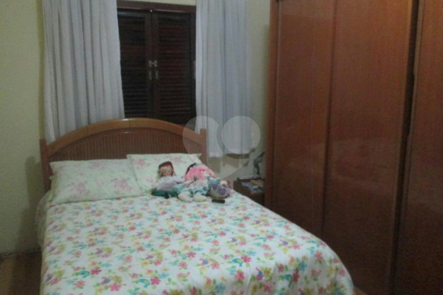 Sobrado à venda com 3 quartos, sendo 1 suíte, em Horto Florestal, São Paulo, SP