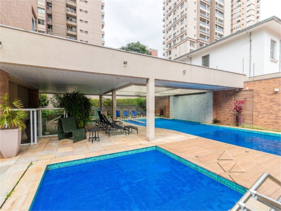 Apartamento à venda com 3 quartos, sendo 2 suítes,  em Perdizes, São Paulo, SP