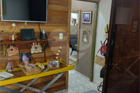 Casa à venda com 2 quartos, sendo 1 suíte, em Parque Residencial Vale do Sol, Araraquara, SP