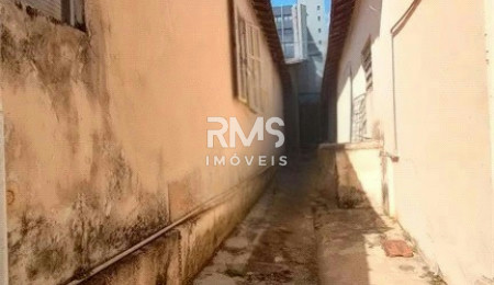 Casa à venda com 3 quartos no Centro, Salto, SP