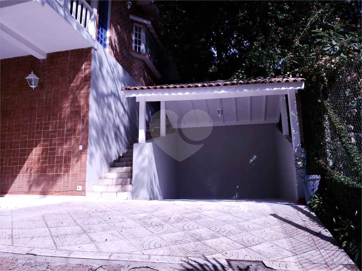 Casa à venda com 2 quartos, sendo 1 suíte, em Cumbari, Mairiporã, SP