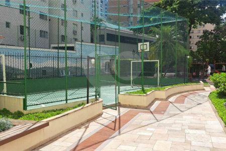 Apartamento à venda com 3 quartos, sendo 1 suíte, em Vila Uberabinha, São Paulo, SP